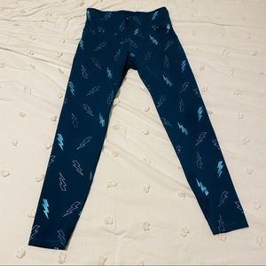 OLD NAVY GO-DRY LIGHTNING BOLT LEGGING